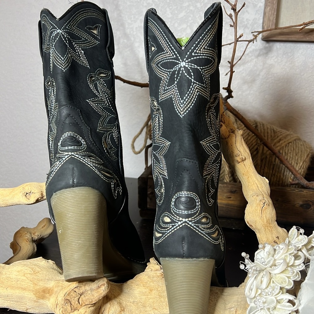 NWOT Roper rubber heeled cowboy boot - Picture 4 of 12